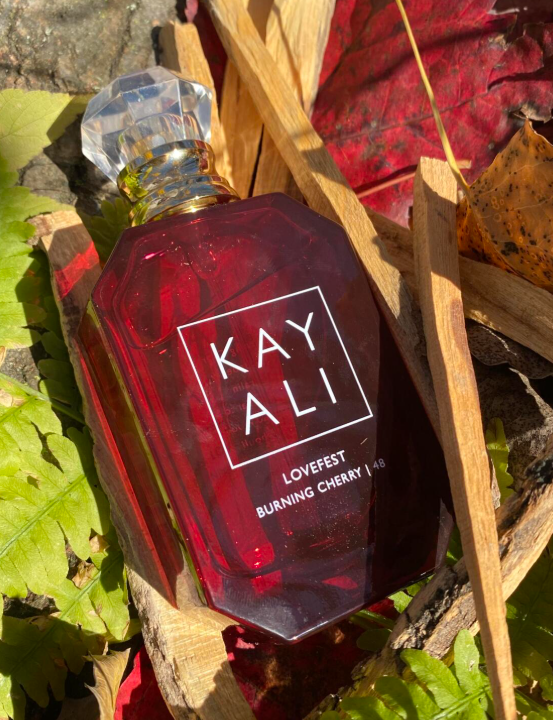 Kayali Lovefest Burning Cherry (Eau de Parfum 48 100ml)